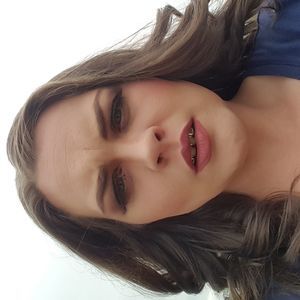 Meet your Posher, Candice